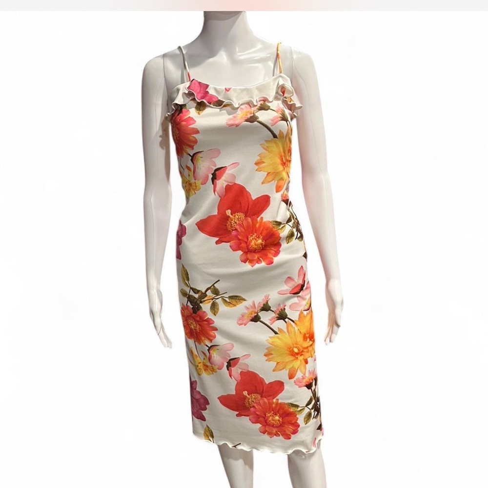 Chic Red and White Midi Dress with Timeless Appeal